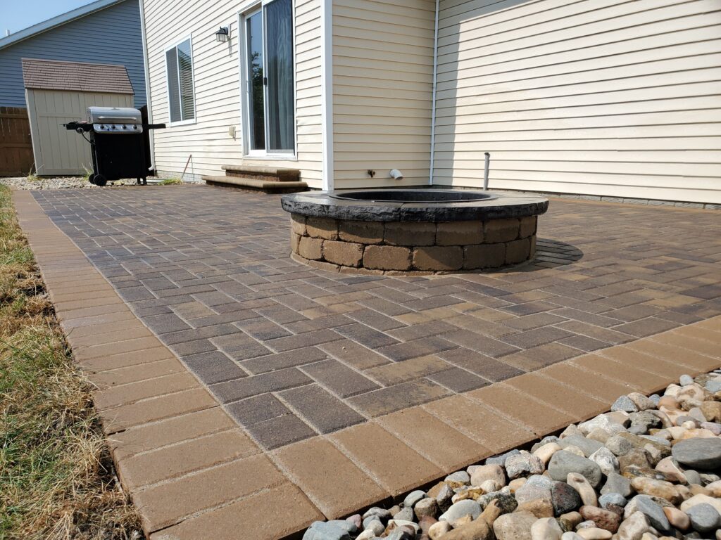 Paver Patios in Des Moines and Central Iowa
