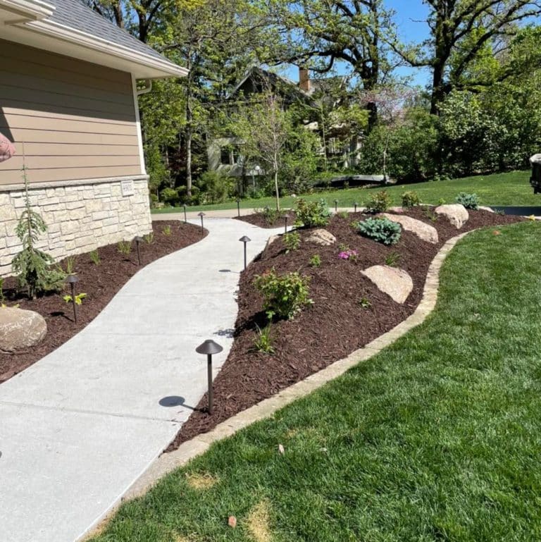 Top-Rated Des Moines Landscape Company