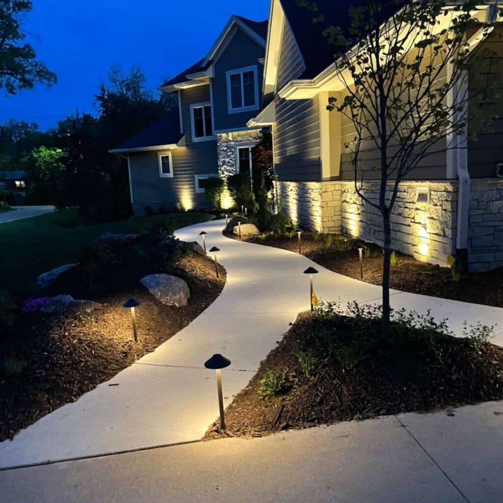 outdoor lighting des moines