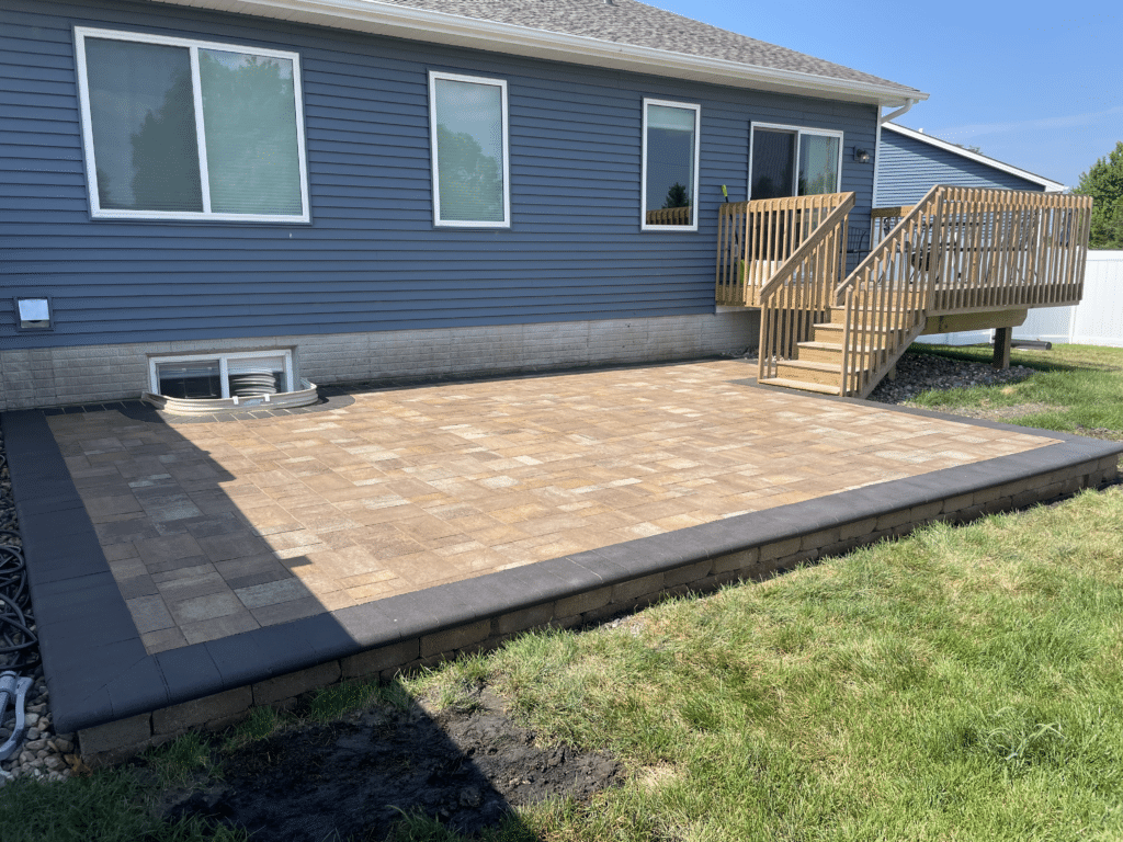 des moines paver patio installation