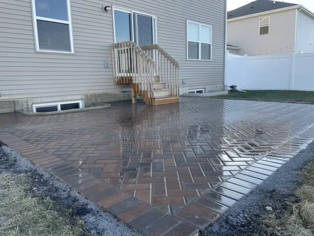 dimensional pavers des moines ultimate patio