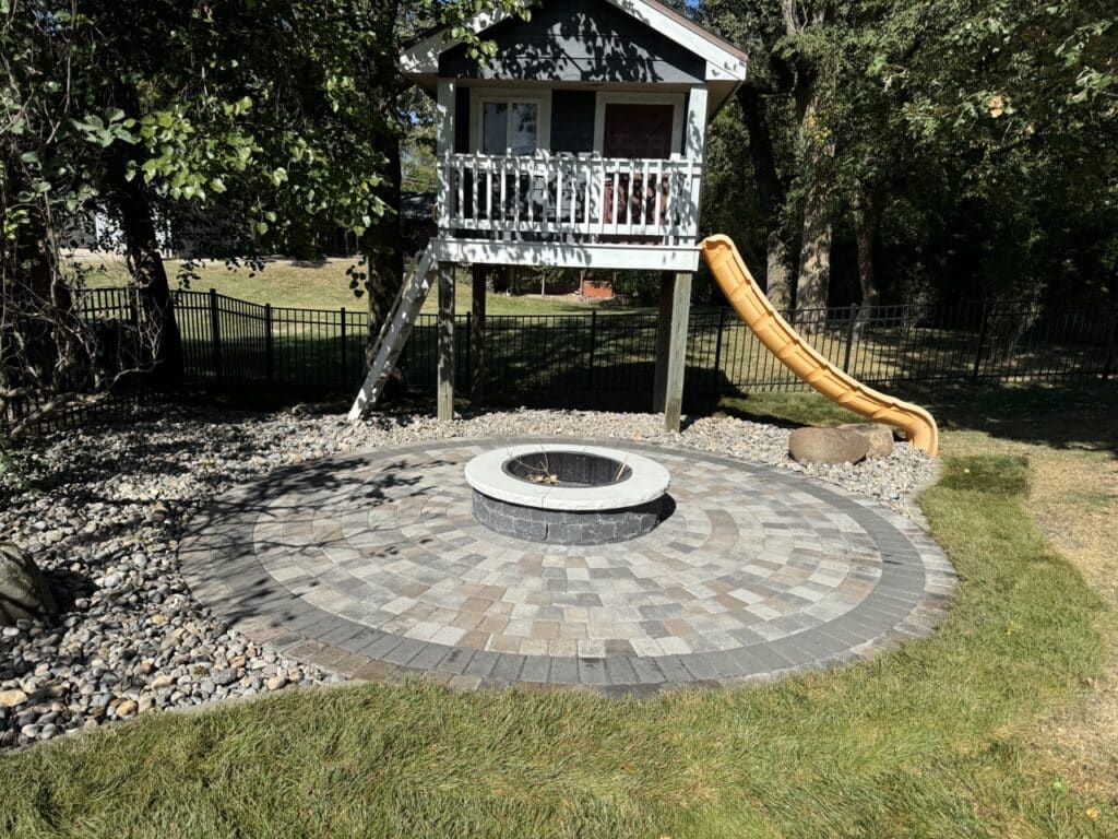 kid-friendly landscaping firepit