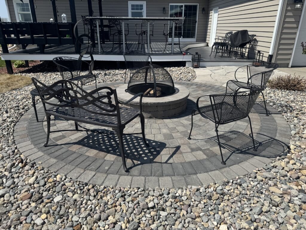 des-moines-fire-pit-patio-1